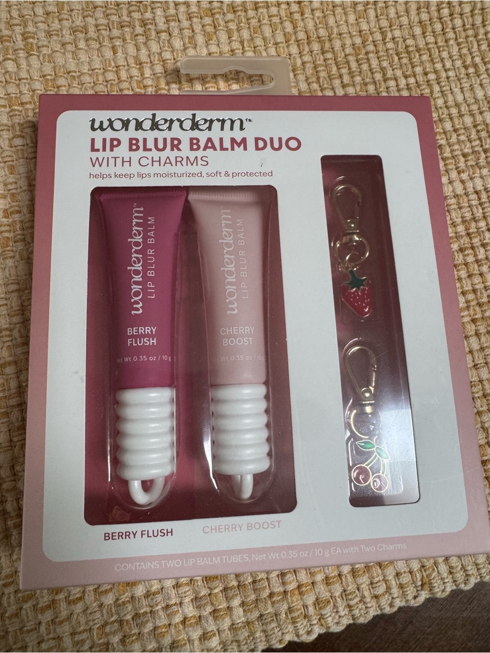 Wonderderm Lip Blur Balm Duo with Charms set